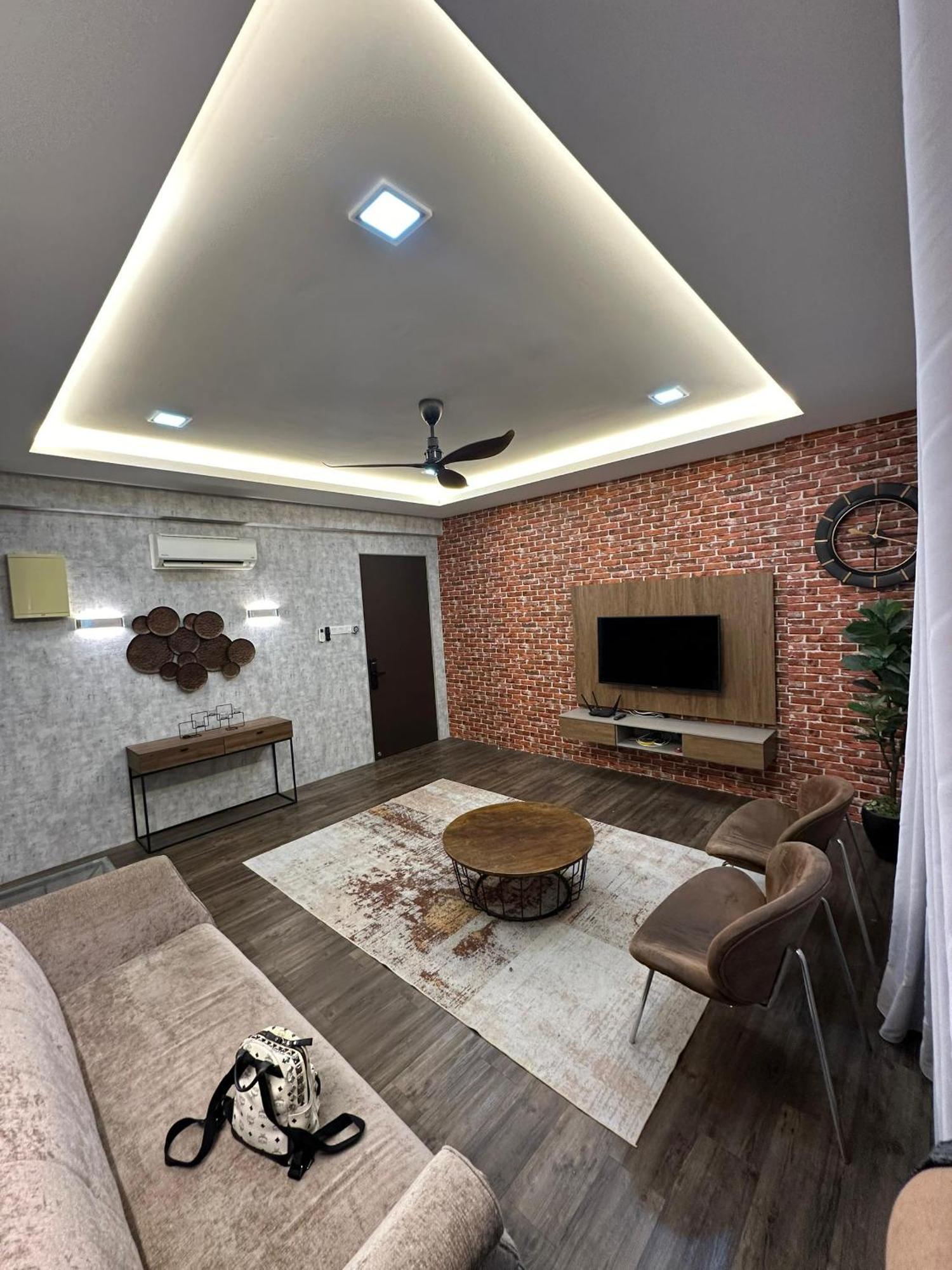 Pangsapuri Casa Kayangan Meru 3br Luxe -by Goswell