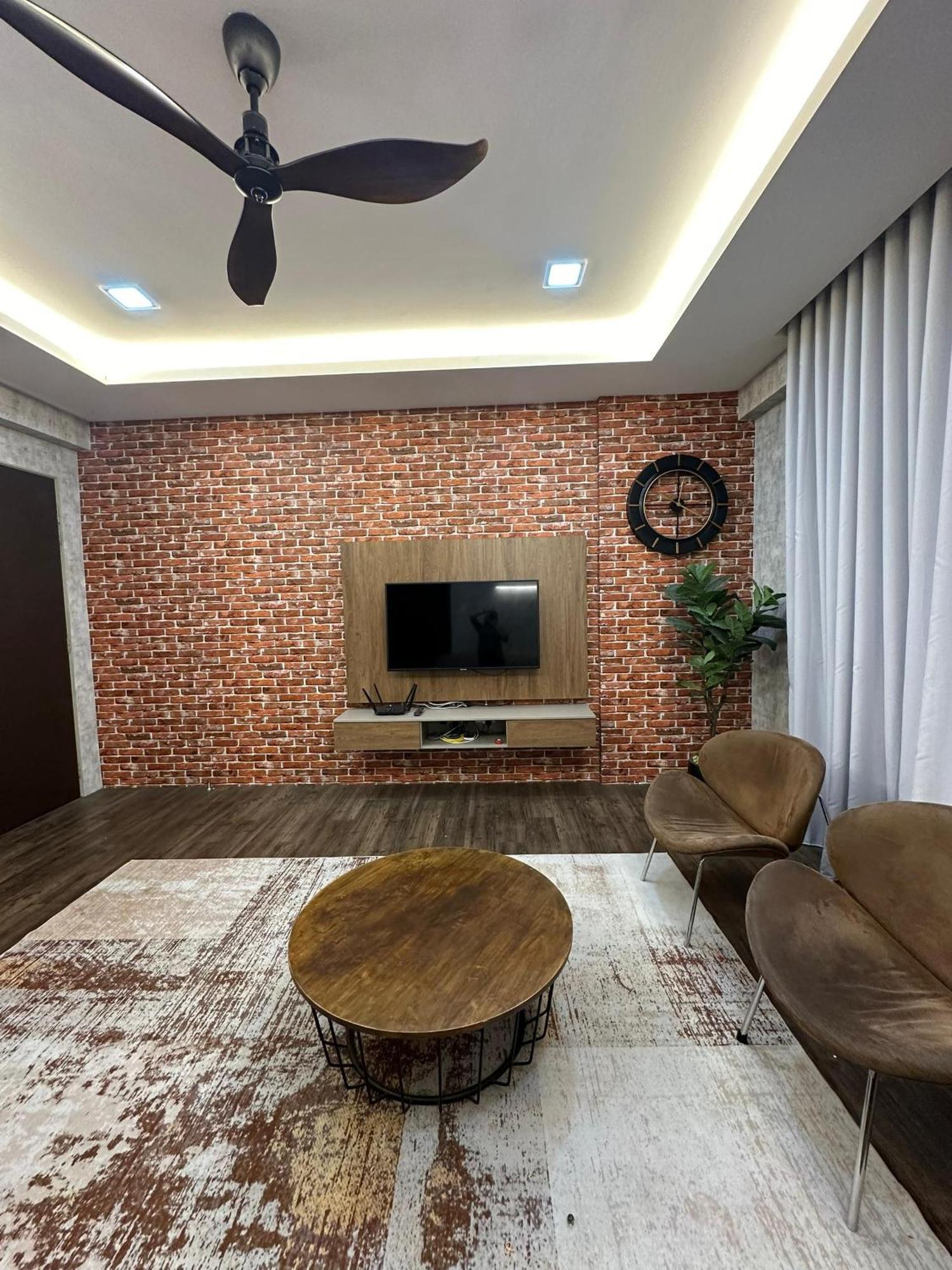 Pangsapuri Casa Kayangan Meru 3br Luxe -by Goswell *